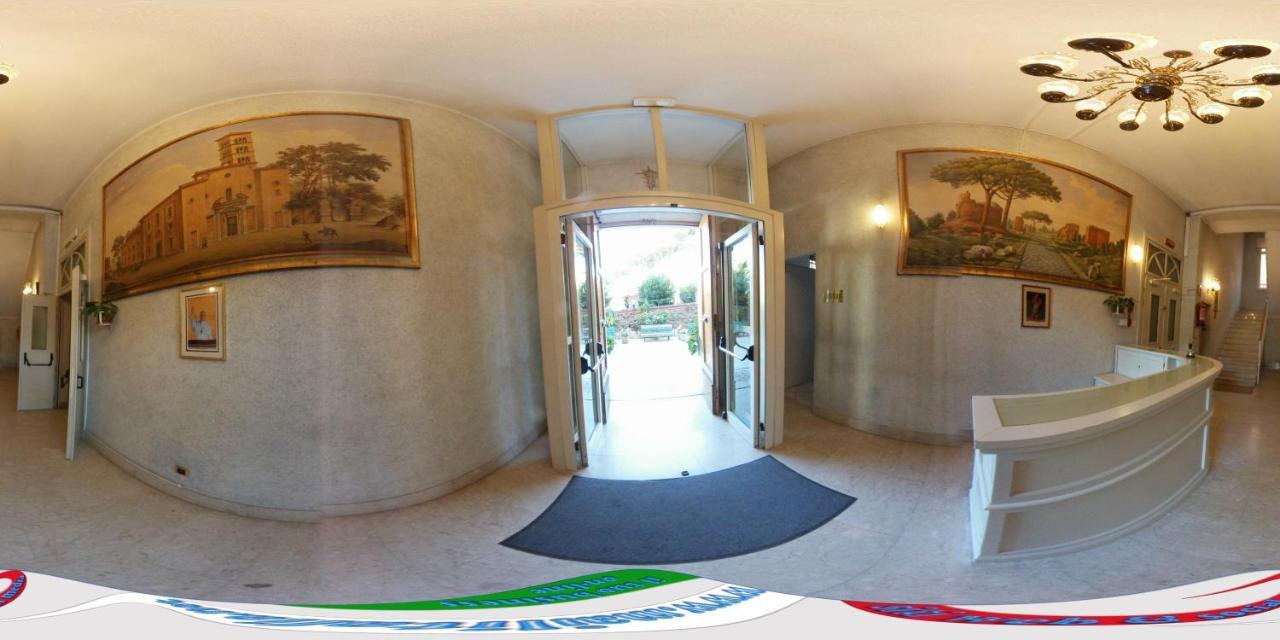 Casa per Ferie Suore Domenicane Roma Esterno foto